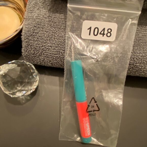 1048 Marbelline Green Edition Balmy Lip Brush Lipstick 004 Flare NWT - Picture 8 of 8